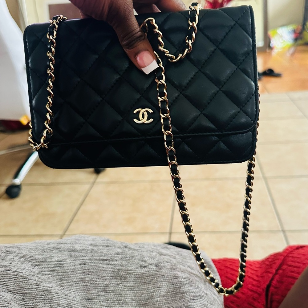 Black Chanel purse😍